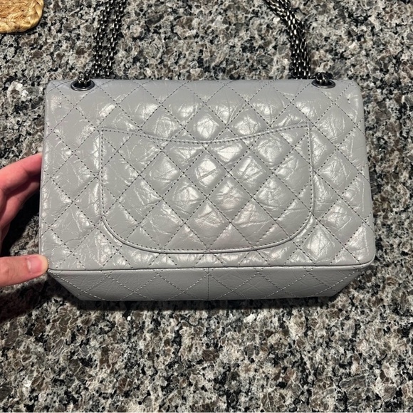 Medium Reissue Style - Picture 2 of 16